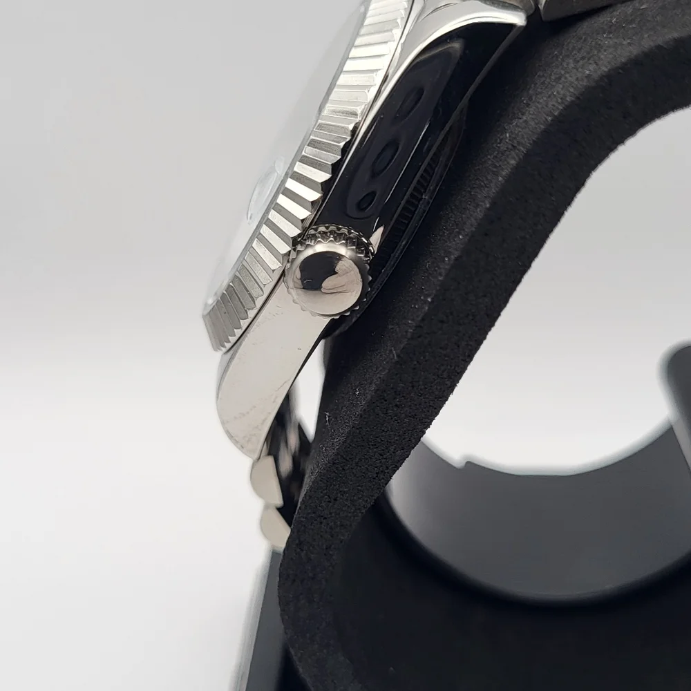 New 39mm SeikoMod Automatic Watch Sunburst Blue Dial